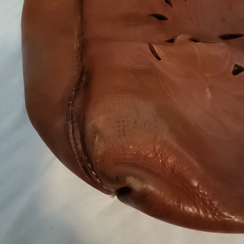 Patricia Nash Tote - Picture 5 of 8